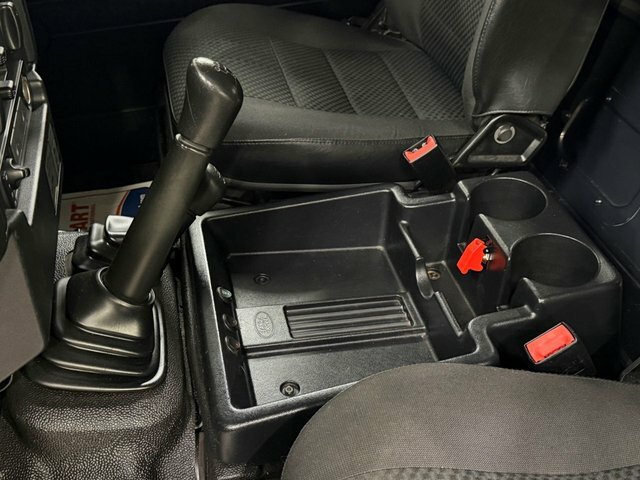 Land Rover Defender 90 2.2L Null Silver #54