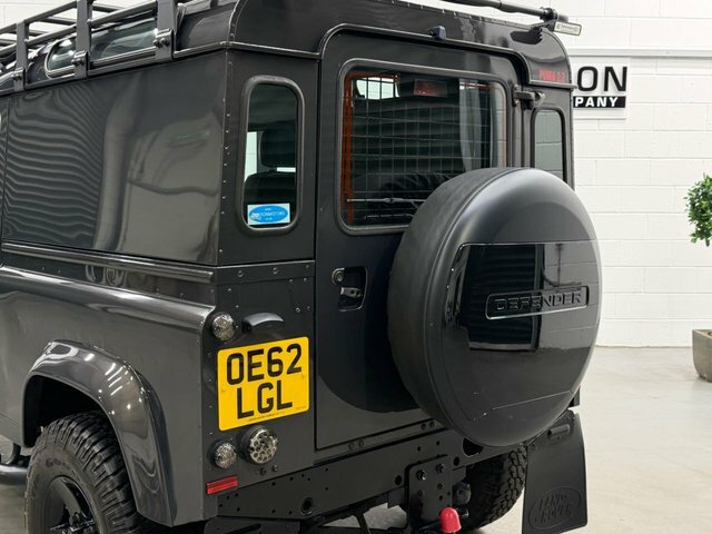 Land Rover Defender 90 2.2L Null Silver #39