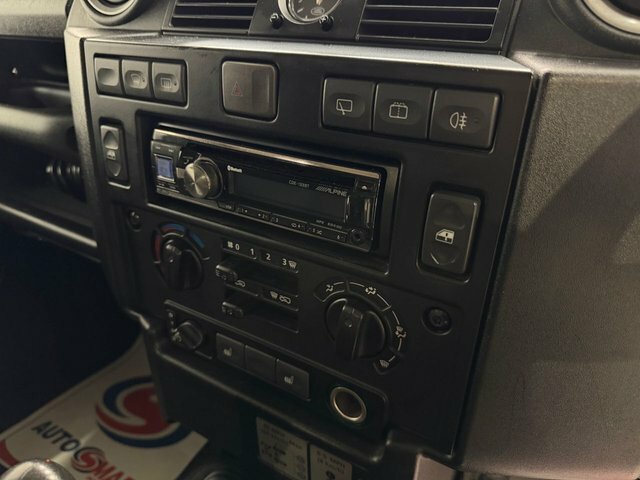 Land Rover Defender 90 2.2L Null Silver #13