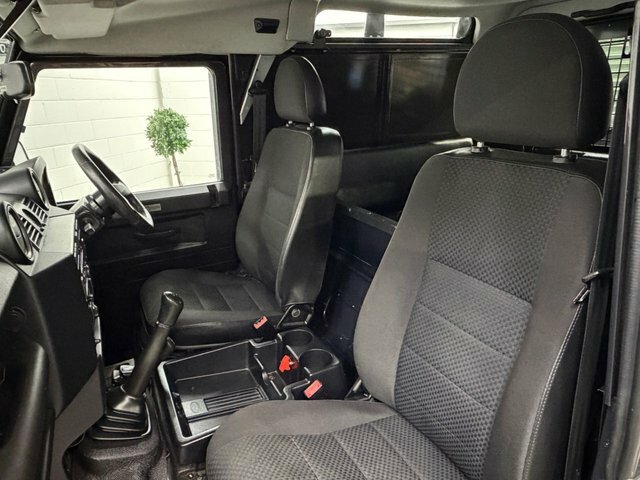 Land Rover Defender 90 2.2L Null Silver #52