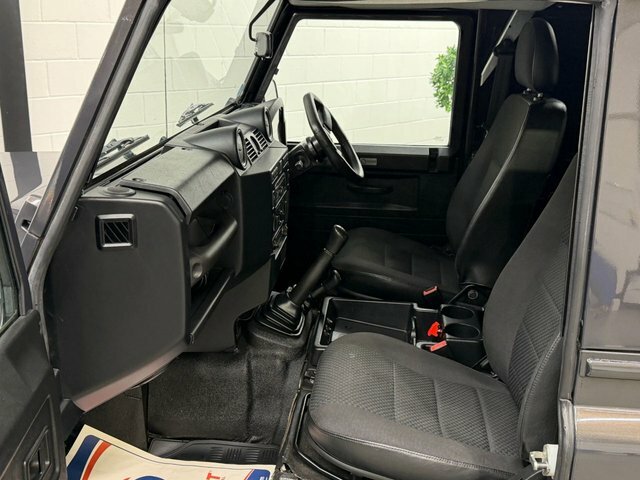 Land Rover Defender 90 2.2L Null Silver #48