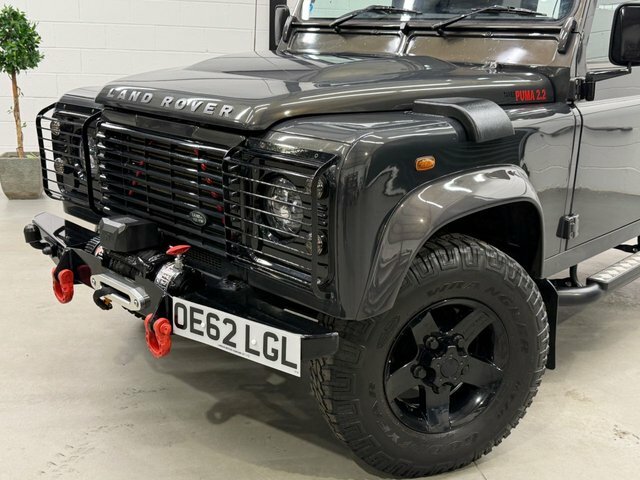 Land Rover Defender 90 2.2L Null Silver #24