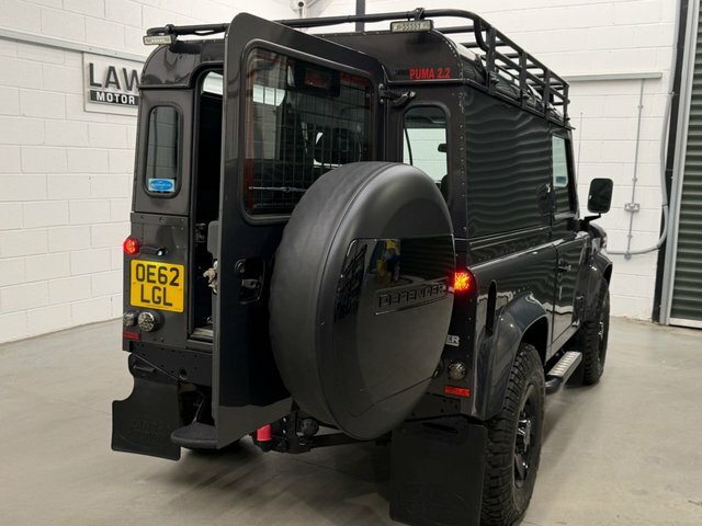 Land Rover Defender 90 2.2L Null Silver #30