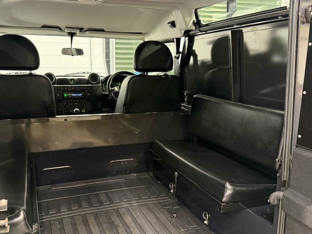 Land Rover Defender 90 2.2L Null Silver #34