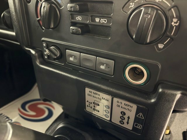 Land Rover Defender 90 2.2L Null Silver #16