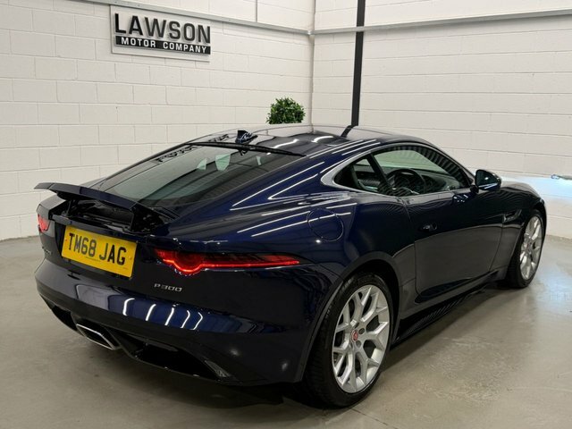 Jaguar F-Type R-dynamic Black #20
