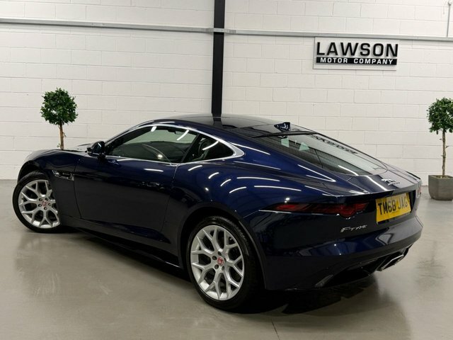 Jaguar F-Type R-dynamic Black #56