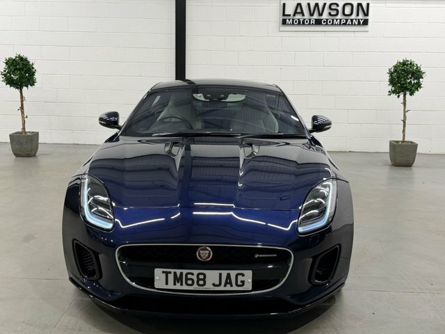 Jaguar F-Type R-dynamic Black #50