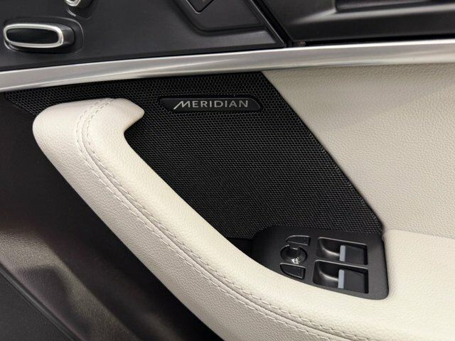 Jaguar F-Type R-dynamic Black #15