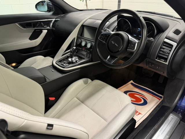 Jaguar F-Type R-dynamic Black #22