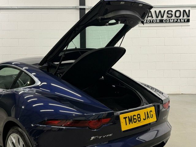 Jaguar F-Type R-dynamic Black #59