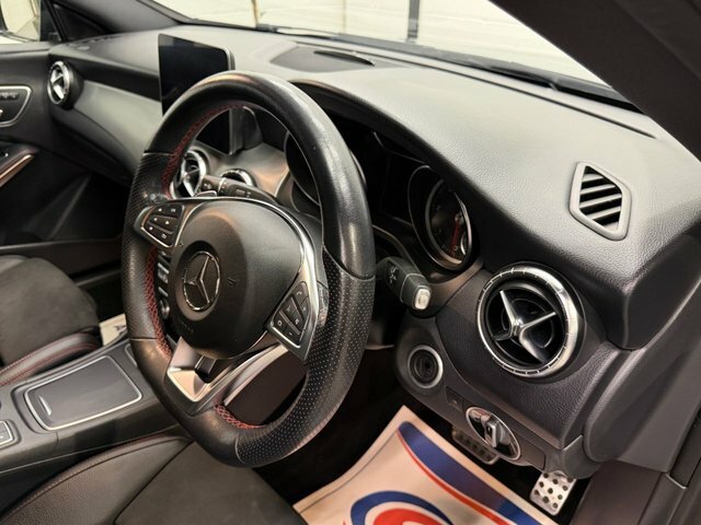 Mercedes-Benz CLA Class Cla 200 Amg Line Night Edition Tip Grey #20