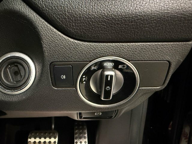 Mercedes-Benz CLA Class Cla 200 Amg Line Night Edition Tip Grey #30
