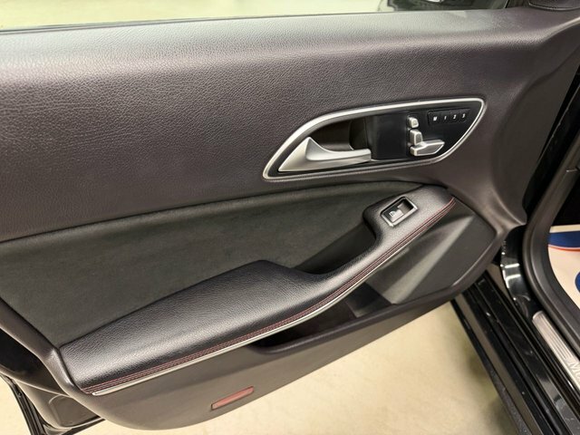 Mercedes-Benz CLA Class Cla 200 Amg Line Night Edition Tip Grey #53