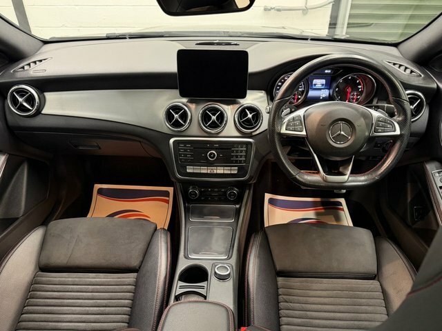 Mercedes-Benz CLA Class Cla 200 Amg Line Night Edition Tip Grey #24