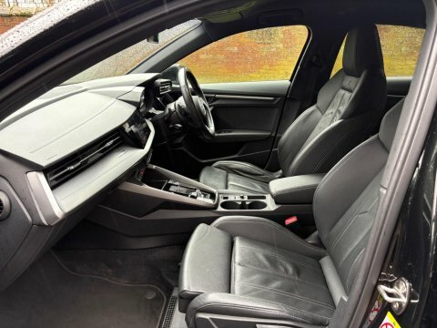 Audi A3 1.5 Tfsi 35 YT23FDP Black #6