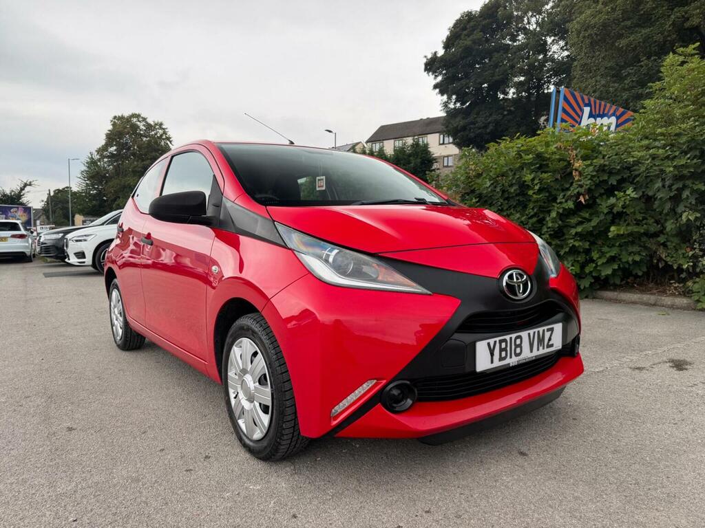 Toyota Aygo 1.0 Vvt-i X Euro 6 Red #3
