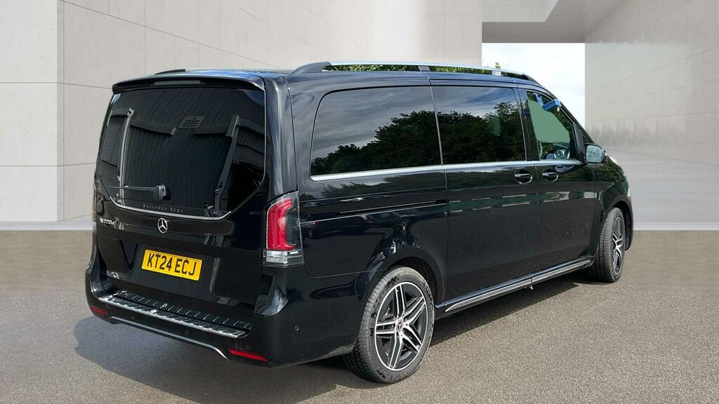 Mercedes-Benz V Class 2.0 V220d Amg Line G-tronic Euro 6 Ss Lwb Black #4
