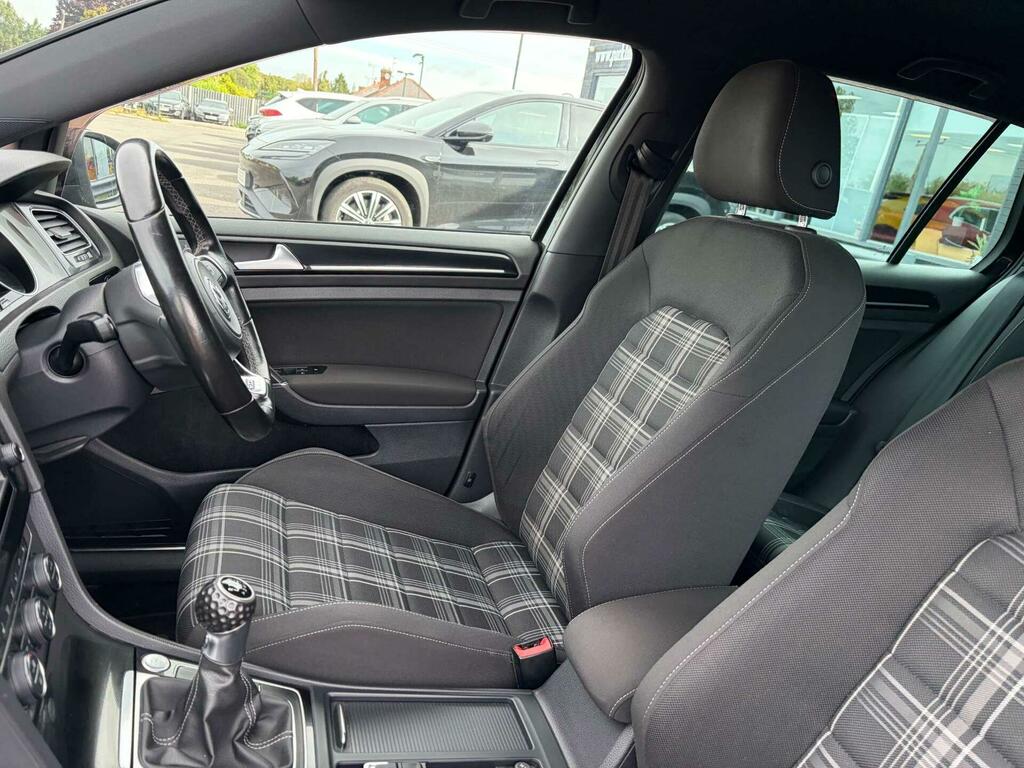 Volkswagen Golf Hatchback 2.0 Black #17