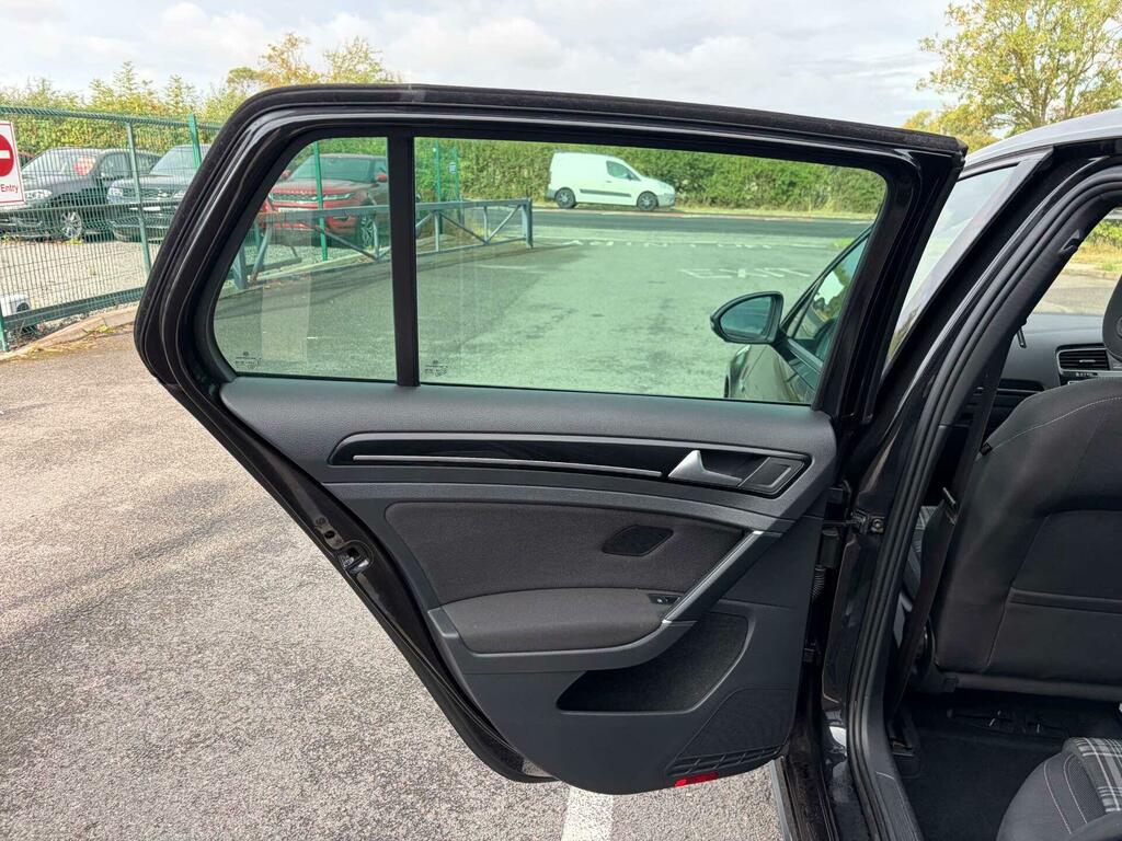 Volkswagen Golf Hatchback 2.0 Black #18