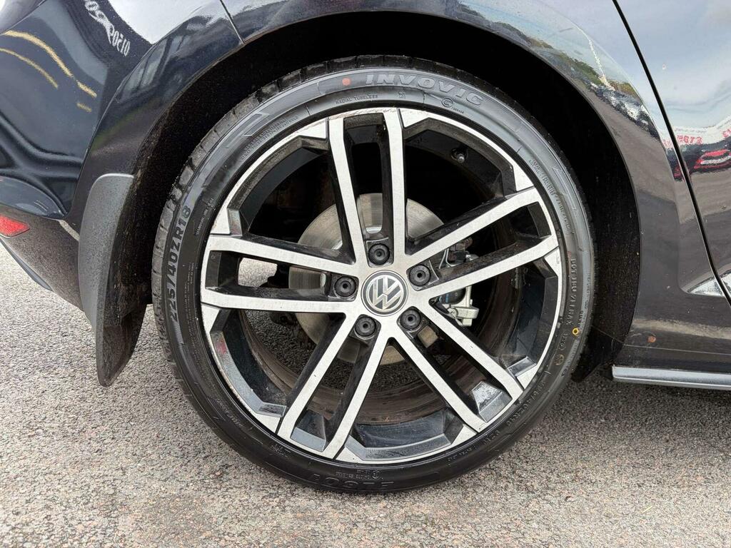Volkswagen Golf Hatchback 2.0 Black #12