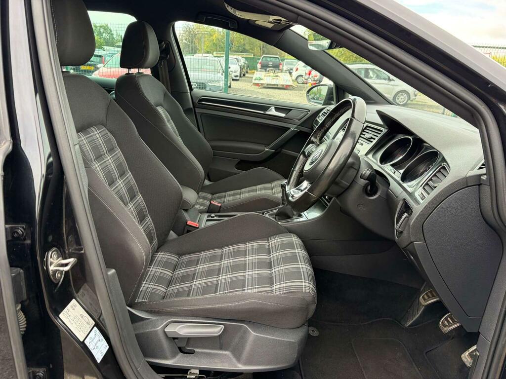 Volkswagen Golf Hatchback 2.0 Black #30