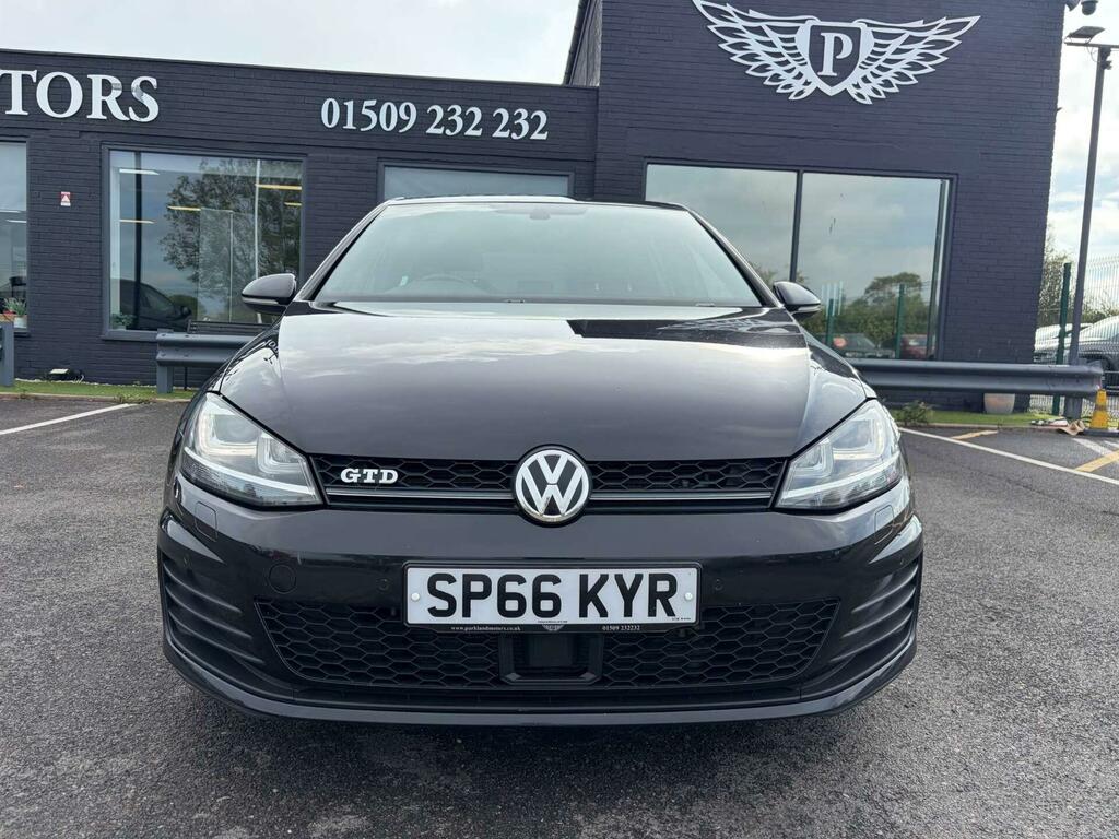 Volkswagen Golf Gtd Black #3