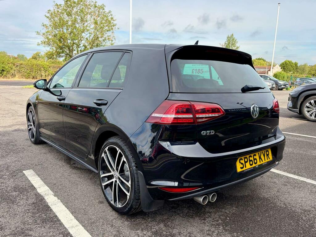 Volkswagen Golf Gtd Black #6