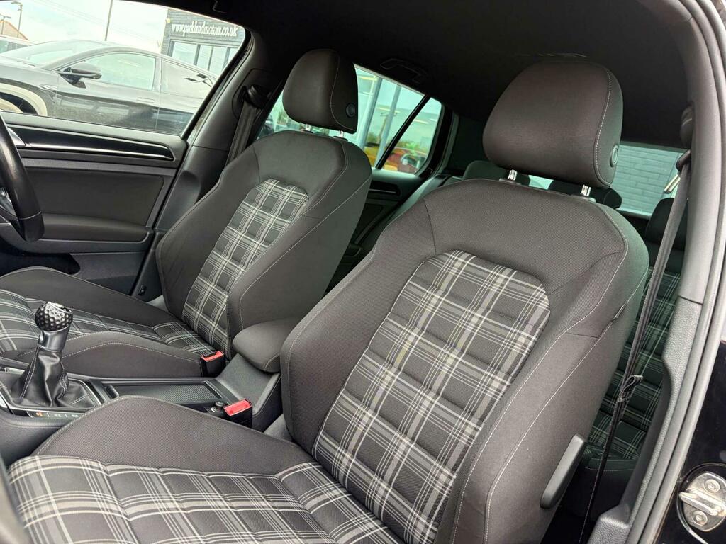 Volkswagen Golf Hatchback 2.0 Black #16