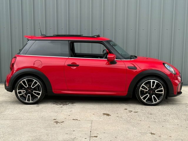 Mini Hatch Sport 1.5 Steptronic Hatchback CO71MER Red #2