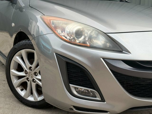 Mazda 3 Hatchback Red #10