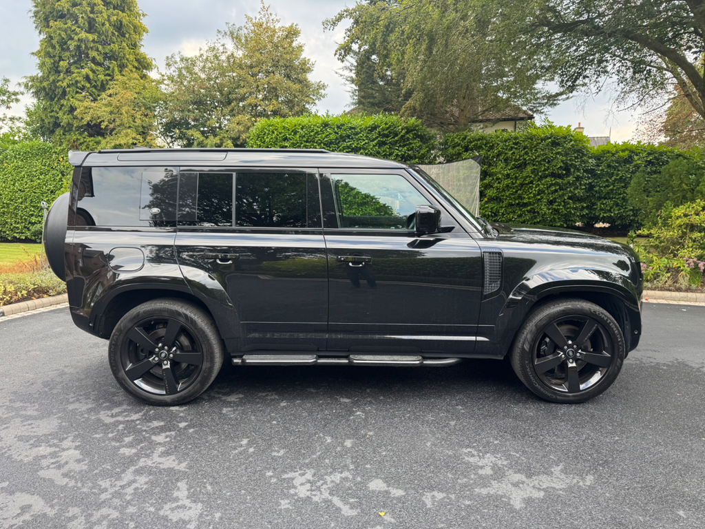 Land Rover Defender X-dynamic S #2