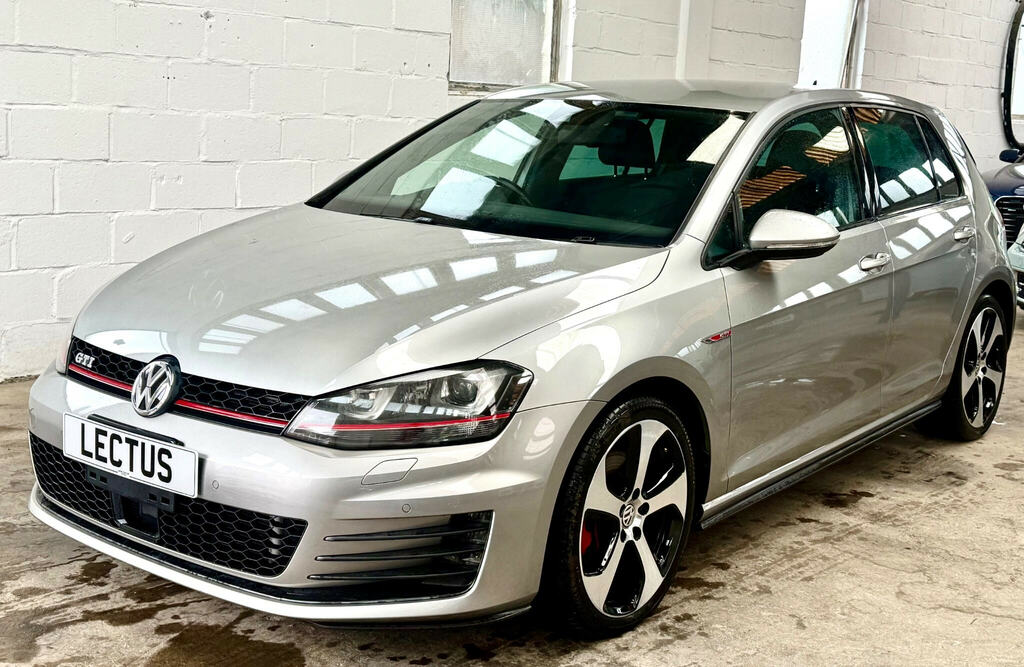 Volkswagen Golf 2.0 Tsi Bluemotion Tech Gti Dsg #4
