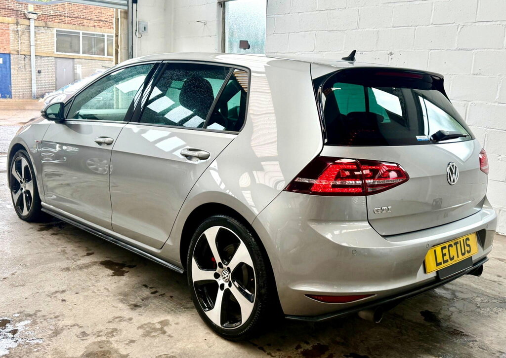 Volkswagen Golf 2.0 Tsi Bluemotion Tech Gti Dsg #6