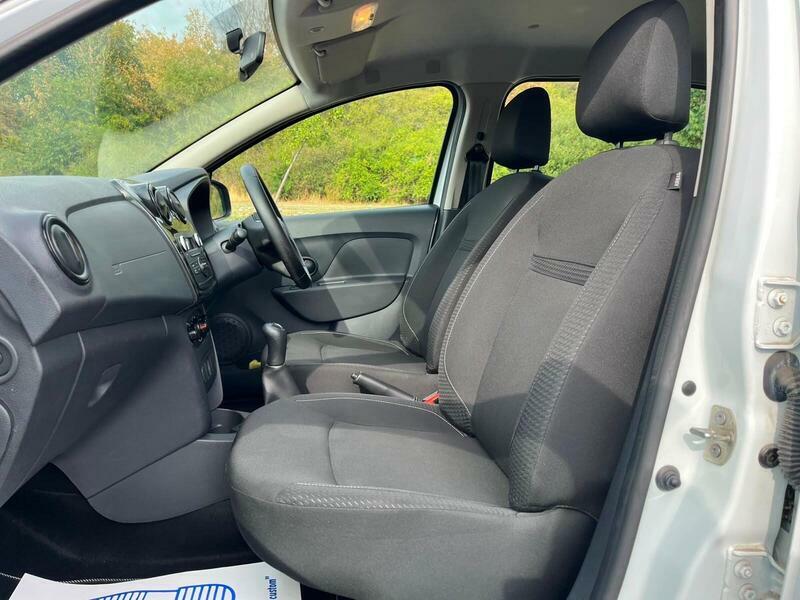 Dacia Sandero 1.0 Sce Ambiance Euro 6 DG18GFY White #6