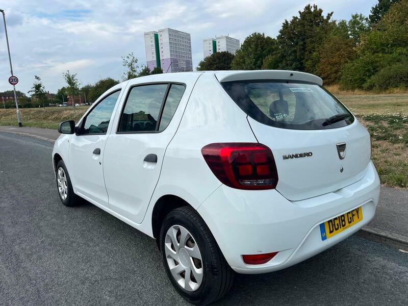 Dacia Sandero 1.0 Sce Ambiance Euro 6 DG18GFY White #3