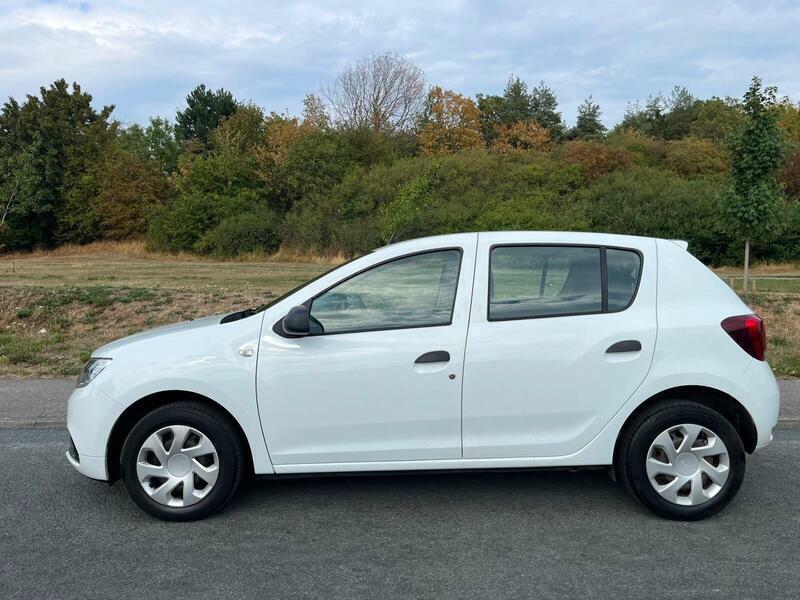 Dacia Sandero 1.0 Sce Ambiance Euro 6 DG18GFY White #4