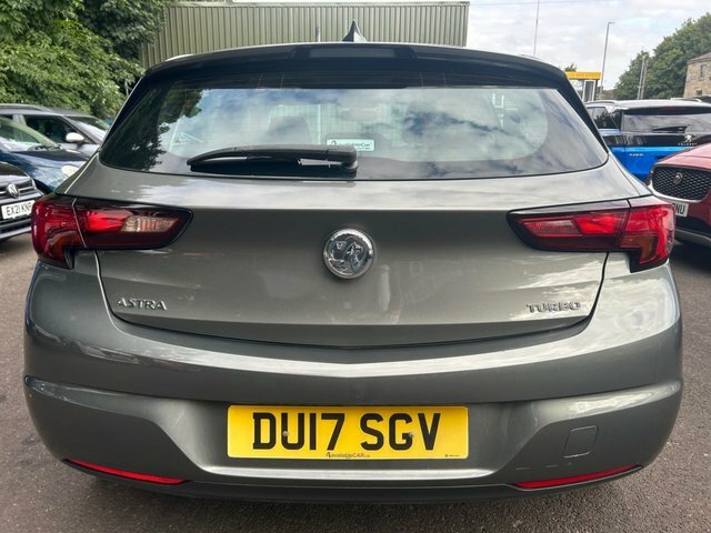 Vauxhall Astra Hatchback DU17SGV Grey #5