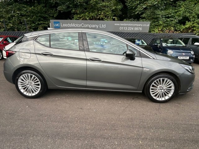 Vauxhall Astra Hatchback DU17SGV Grey #2