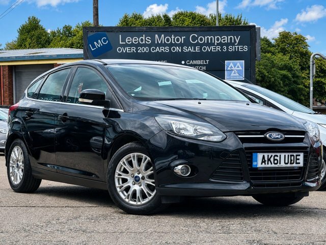 Ford Focus Hatchback AK61UDE Black
