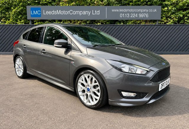 Ford Focus Hatchback DP17OJM Grey
