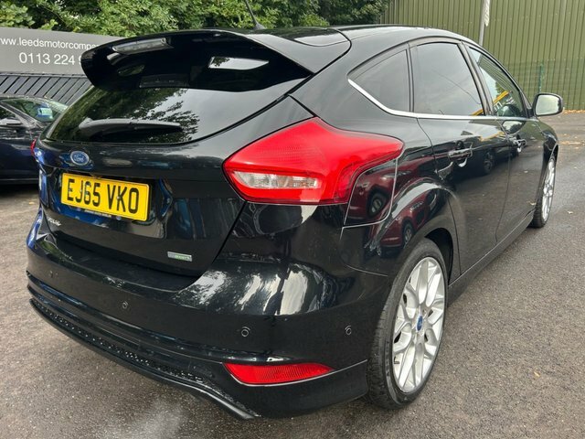 Ford Focus Hatchback EJ65VKO Black #3