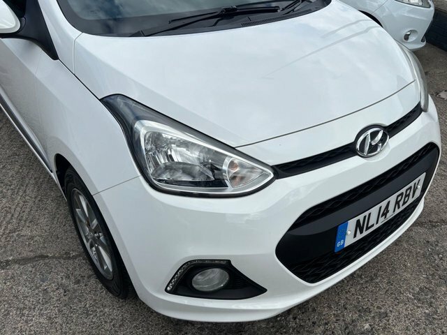 Hyundai I10 Hatchback NL14RBV White #4