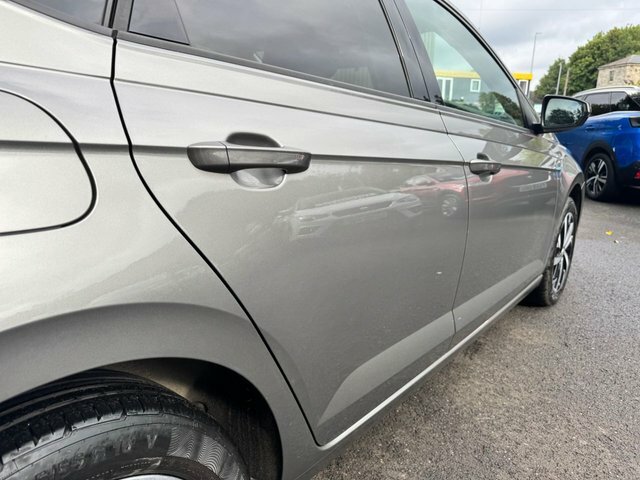 Volkswagen Polo Hatchback KE70RKV Grey #5