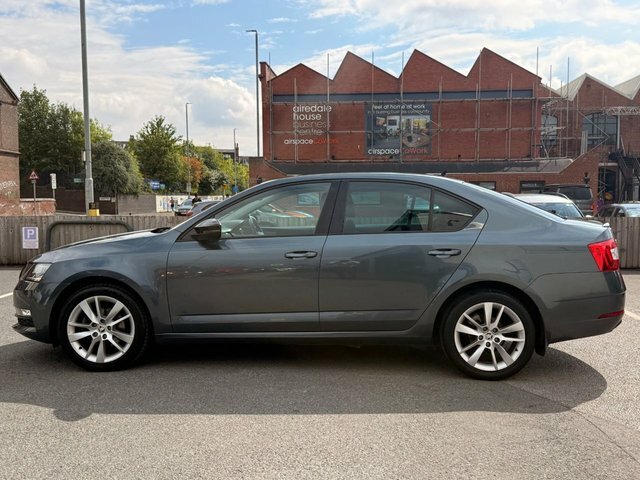 Skoda Octavia Hatchback Grey #6