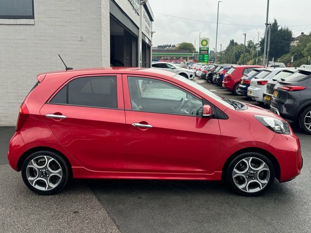 Kia Picanto Hatchback Red #2