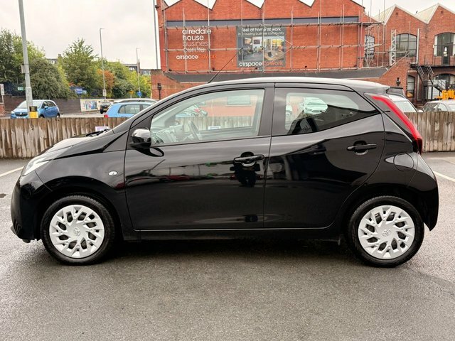 Toyota Aygo Hatchback Black #6