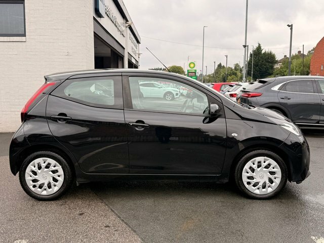 Toyota Aygo Hatchback Black #2