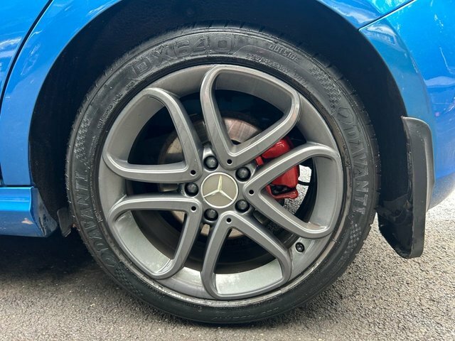 Mercedes-Benz A Class Hatchback 1.5 Red #15