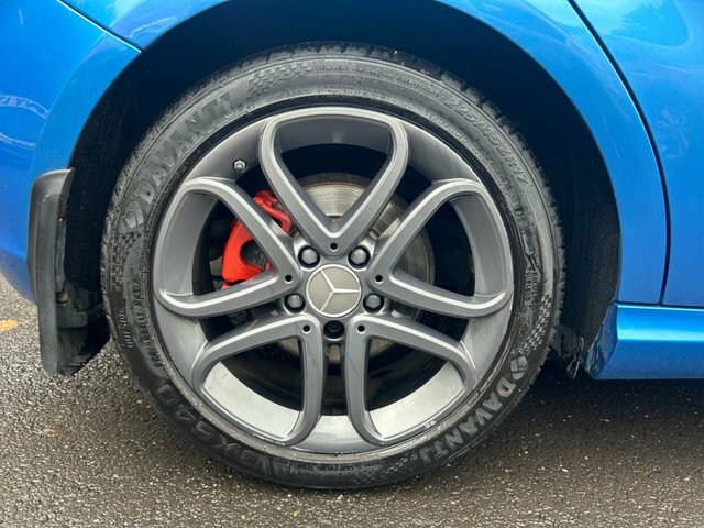 Mercedes-Benz A Class Hatchback 1.5 Red #14